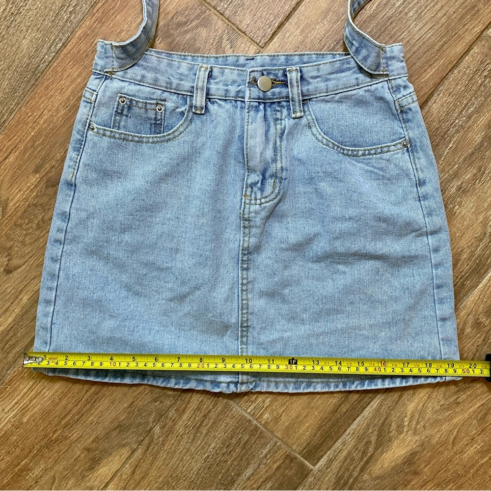 Lace-Up Belt Denim Skirt Size Medium - Picture 9 of 10